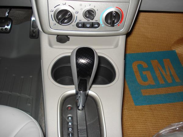 GM (accessories) Carbon Fiber/Leather shift knob...