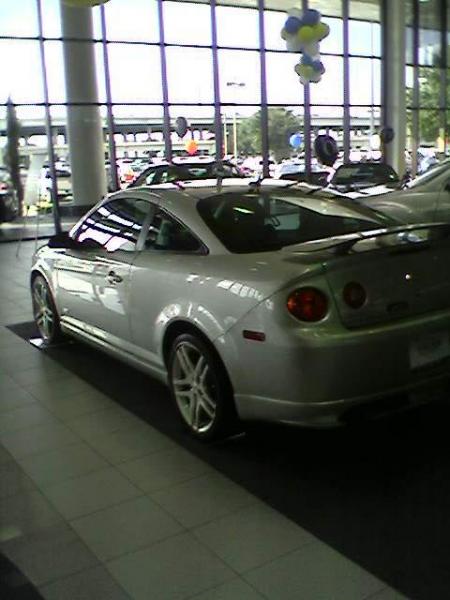 Another pic of my new 2010 SS on the showroom floor...(Bad phone camera pic)