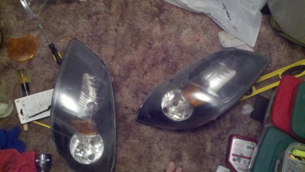 Passenger headlight wasreal bad inside of lens was destroyed. So did my best to clean them up. So forgot to put in turn cover. They are running white