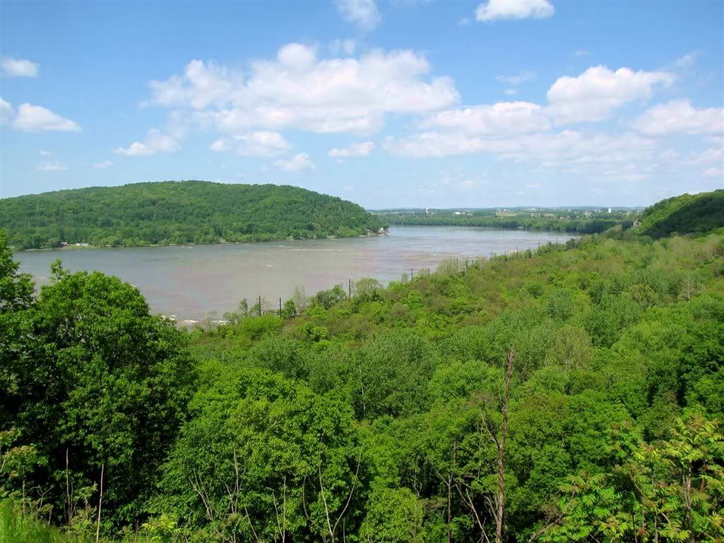 05-09-20112ViewfromChickiesHill.jpg