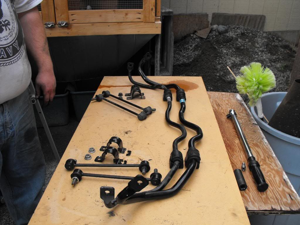 2009_0907sway_bar_swap0010.jpg
