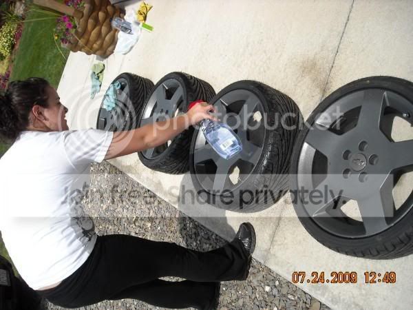 l_a172e6d7bd78441a8799504eddd6d7fe.jpg